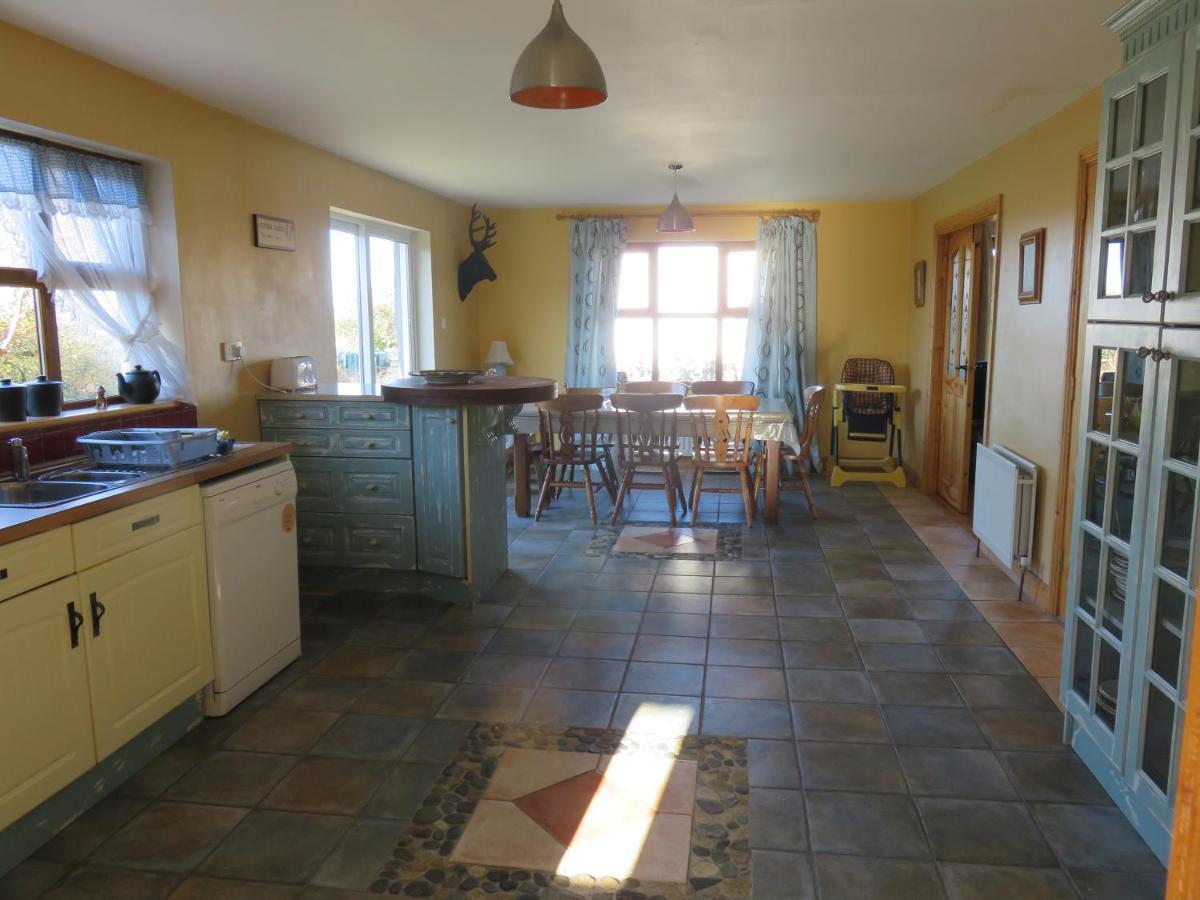 Bunkhouse - Letterfrack Farm Villa Dış mekan fotoğraf